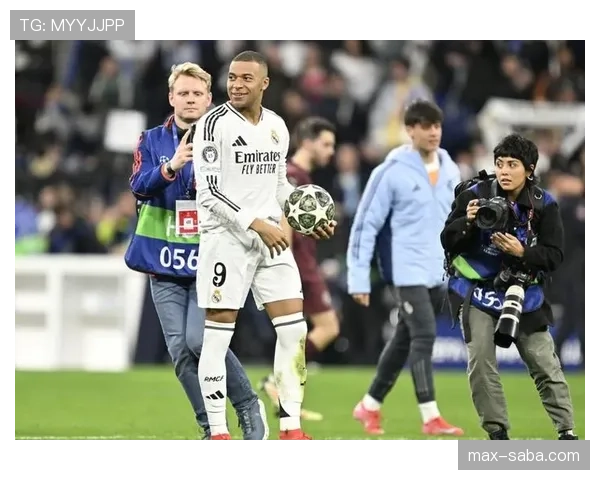 C罗与姆巴佩的核心能力与战术角色如何体现时代交替？