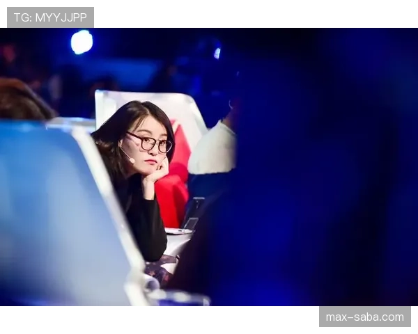 傅园慧晒的一排包包，把我一个月工资瞬间变零花钱